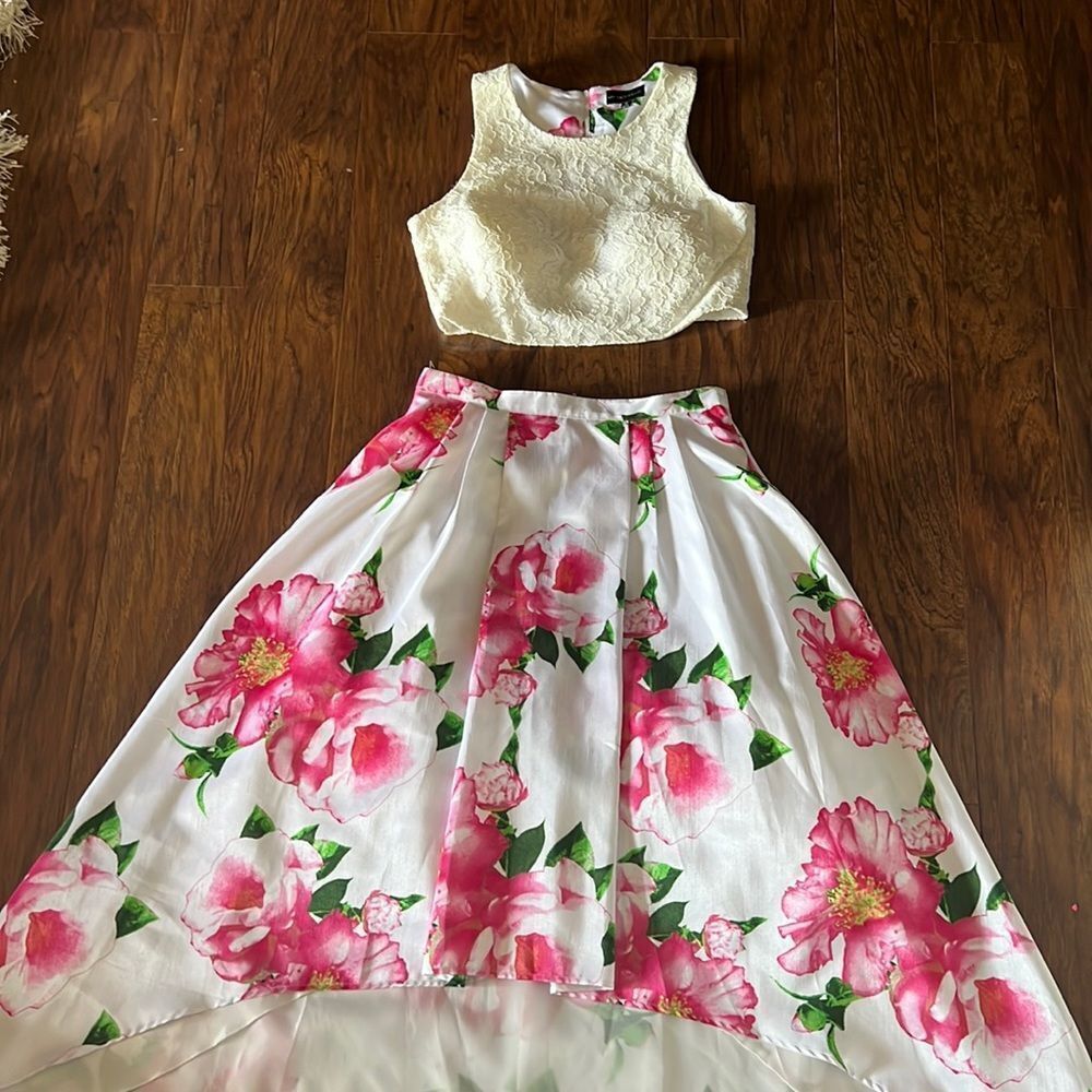 NWOT My Michelle floral gown